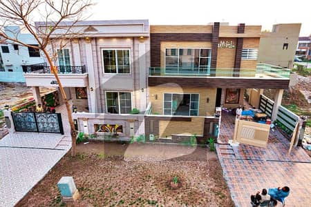 10 Marla Fully Basement Classical Bungalow For Sale In Phase 5 Dha