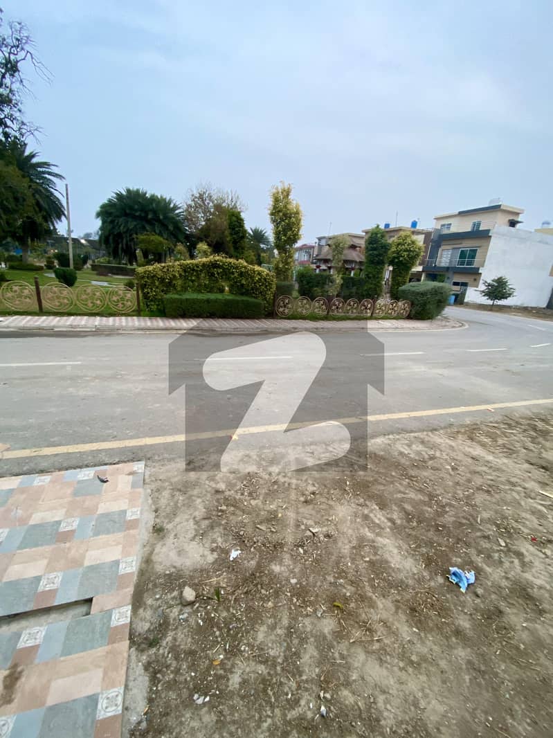 3.5 Marla Great Location Plot for sale 3.5 Marla Great Location Plot for sale