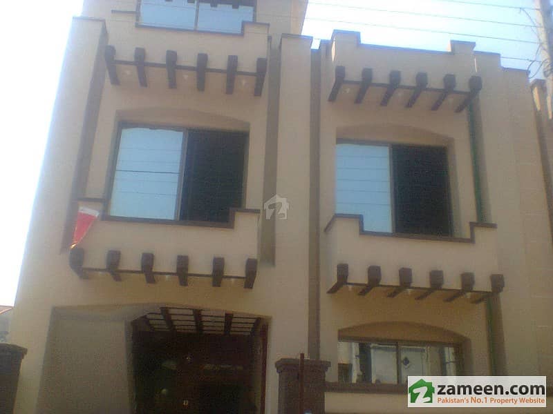A Model, 5 Marla 4 Beds Double Storey House For Sale