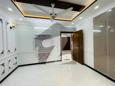 Upper Portion Of 10 Marla For Rent In Chambelli Block Sector B Bahria Town Upper Portion Of 10 Marla For Rent In Chambelli Block Sector B Bahria Town