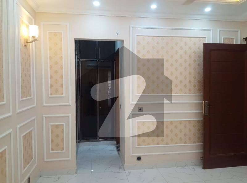 10 Marla Upper Portion Available For Rent 10 Marla Upper Portion Available For Rent
