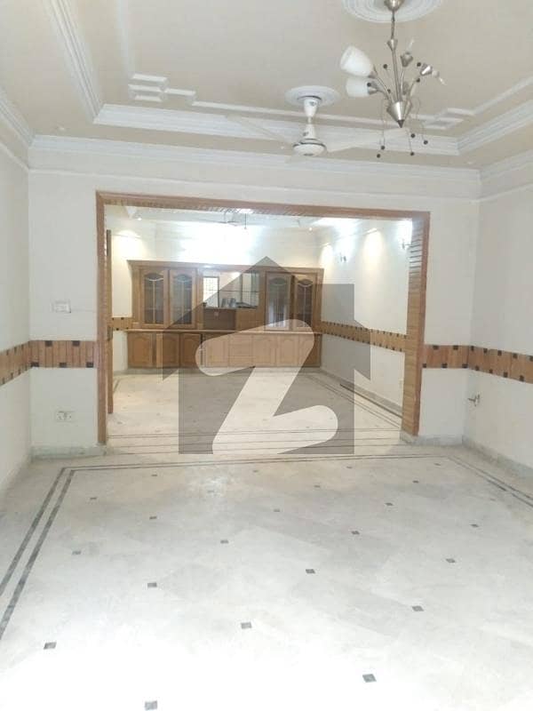 F-10 V-Spacious Three Bed Ground Portion For F-10 V-Spacious Three Bed Ground Portion For
