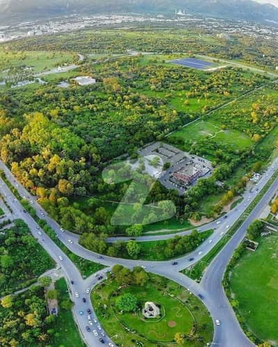 3 Bed Plus Servant Room Luxury Stunning Flat Is Available For Rent In Constitution Avenue. . . . Having Best View Margalla Hills