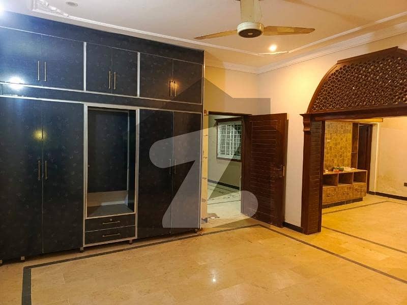 COMSATS UNIVERSITY PARK ROAD 1ST FLOOR 2 BED 8M BECHLOR FAMILY. 45000 COMSATS UNIVERSITY PARK ROAD 1ST FLOOR 2 BED 8M BECHLOR FAMILY. 45000