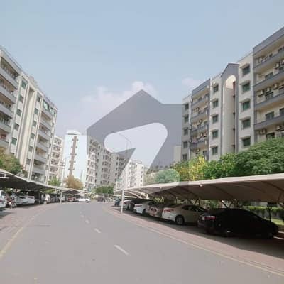 10 Marla 3 Bedroom Apartment Available For Rent