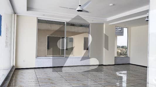 650 sqft Ground Floor Shop For Rent - Big Deal Ground Floor Shop For Rent Available At Prime Location