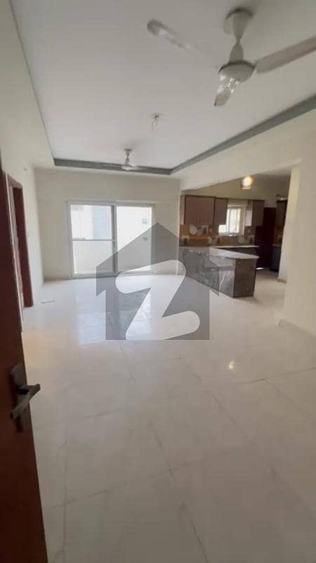 4 Bed Drawing & Dining Flat for LATEEF DUPLEX lUXURIA, Near Safoora 4 Bed Drawing & Dining Flat for LATEEF DUPLEX lUXURIA, Near Safoora