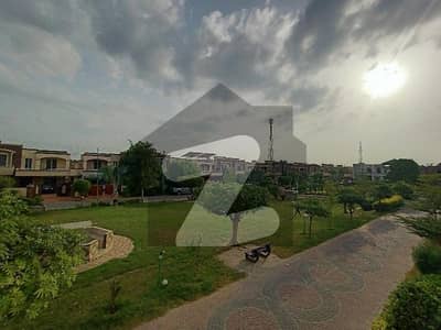 فیصل کاٹیج فیز 1 فیصل کاٹیجز,عسکری بائی پاس,ملتان میں 4 کمروں کا 14 مرلہ مکان 65.0 ہزار میں کرایہ پر دستیاب ہے۔