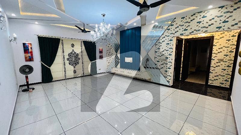ڈی سی کالونی گوجرانوالہ میں 6 کمروں کا 1 کنال مکان 6.7 کروڑ میں برائے فروخت۔ ڈی سی کالونی گوجرانوالہ میں 6 کمروں کا 1 کنال مکان 6.7 کروڑ میں برائے فروخت۔
