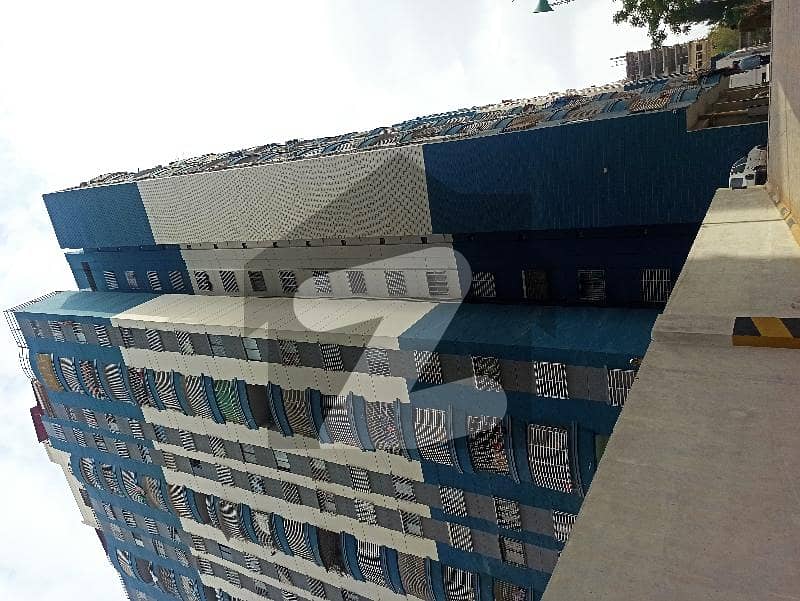 Neat Lavish Luxurious West Open 1st Floor Flat With All Utilities And