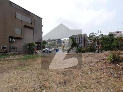 Corner Commercial Plot Sized 364 Square Yards In Business Bay DHA