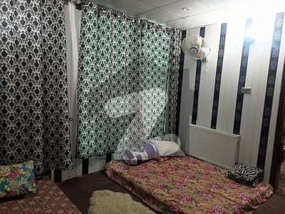بھوربن مری میں 3 کمروں کا 7 مرلہ فلیٹ 2.0 کروڑ میں برائے فروخت۔