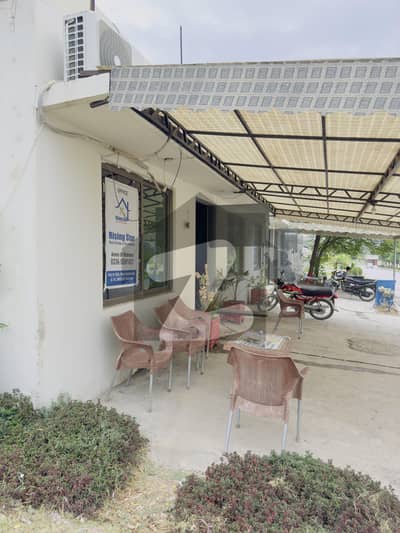 40x80 Plot For Sale In G16/3 Sun Face Popular Street Vary Interesting Price Excellent Location