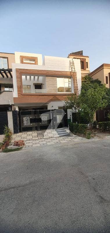 بحریہ نشیمن ۔ آئرس بحریہ نشیمن,لاہور میں 3 کمروں کا 5 مرلہ مکان 1.4 کروڑ میں برائے فروخت۔ بحریہ نشیمن ۔ آئرس بحریہ نشیمن,لاہور میں 3 کمروں کا 5 مرلہ مکان 1.4 کروڑ میں برائے فروخت۔