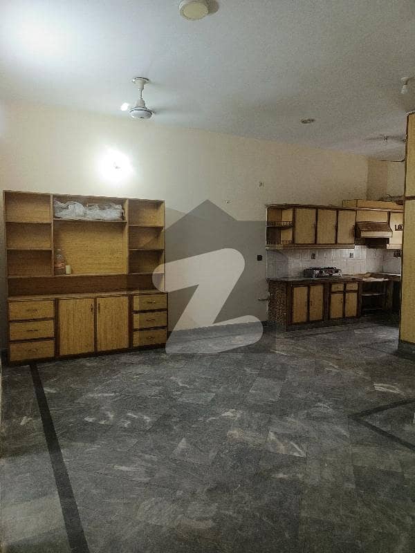جی ۔ 11/1 جی ۔ 11,اسلام آباد میں 3 کمروں کا 6 مرلہ بالائی پورشن 57.0 ہزار میں کرایہ پر دستیاب ہے۔ جی ۔ 11/1 جی ۔ 11,اسلام آباد میں 3 کمروں کا 6 مرلہ بالائی پورشن 57.0 ہزار میں کرایہ پر دستیاب ہے۔