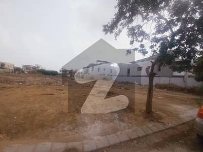 ڈی ایچ اے فیز 8 - زون اے ڈی ایچ اے فیز 8,ڈی ایچ اے ڈیفینس,کراچی میں 4 کنال رہائشی پلاٹ 40.0 کروڑ میں برائے فروخت۔