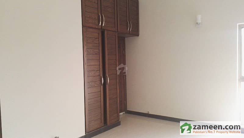 500 Sq/yd 6 Bedrooms Beauty Full House In Sector A Dha 2 Islamabad