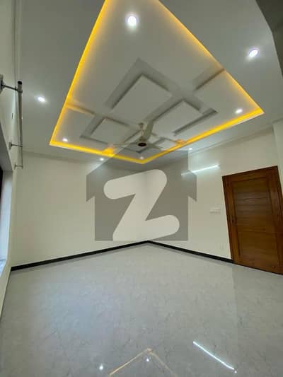 1 Kanal Upper Portion For Rent