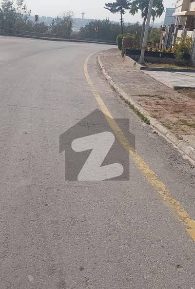 بحریہ ٹاؤن فیز 8 ۔ ایڈن لیک ویو بلاک بحریہ ٹاؤن فیز 8,بحریہ ٹاؤن راولپنڈی,راولپنڈی میں 11 مرلہ رہائشی پلاٹ 1.5 کروڑ میں برائے فروخت۔ بحریہ ٹاؤن فیز 8 ۔ ایڈن لیک ویو بلاک بحریہ ٹاؤن فیز 8,بحریہ ٹاؤن راولپنڈی,راولپنڈی میں 11 مرلہ رہائشی پلاٹ 1.5 کروڑ میں برائے فروخت۔