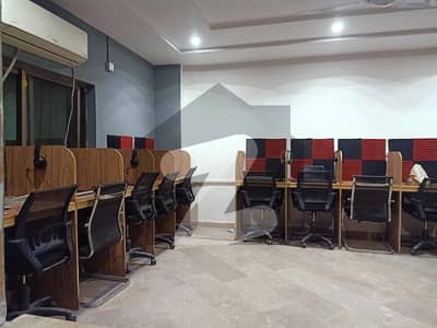 ماڈل ٹاؤن لِنک روڈ ماڈل ٹاؤن,لاہور میں 2 مرلہ Studio دفتر 50.0 ہزار میں کرایہ پر دستیاب ہے۔