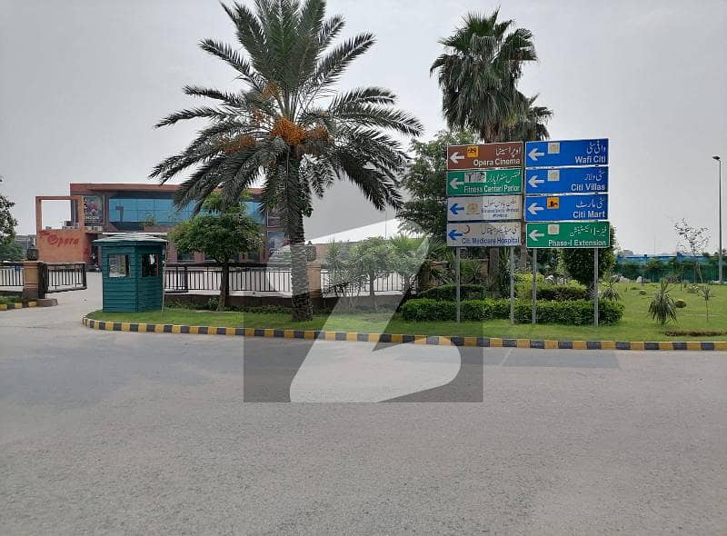سٹی ہاؤسنگ سوسائٹی گوجرانوالہ میں 10 مرلہ رہائشی پلاٹ 73.0 لاکھ میں برائے فروخت۔ سٹی ہاؤسنگ سوسائٹی گوجرانوالہ میں 10 مرلہ رہائشی پلاٹ 73.0 لاکھ میں برائے فروخت۔