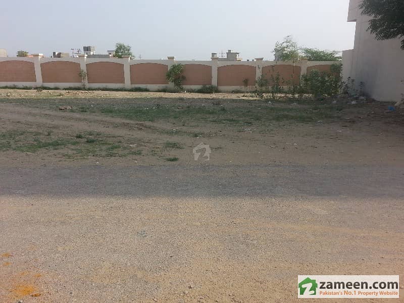 356 Sq. yard Commercial Space For Sale
