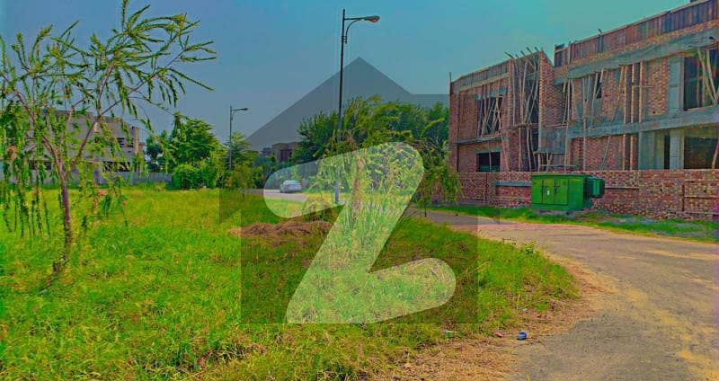 Facing Sports Complex Plot For Sale Facing Sports Complex Plot For Sale
