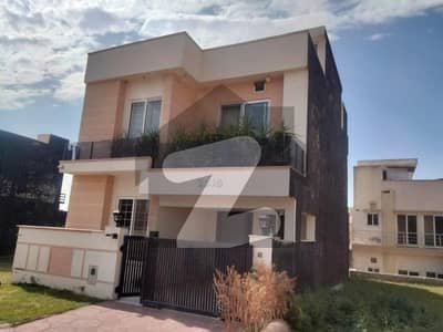 بحریہ ٹاؤن فیز 8 ۔ سیکٹر ای - 1 بحریہ ٹاؤن فیز 8,بحریہ ٹاؤن راولپنڈی,راولپنڈی میں 4 کمروں کا 7 مرلہ مکان 1.9 کروڑ میں برائے فروخت۔