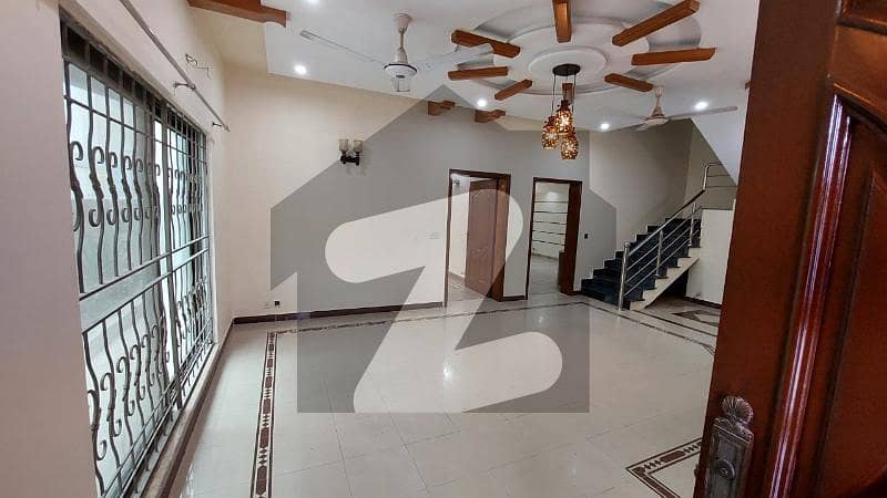 10 Marla lower portion for rent 10 Marla lower portion for rent