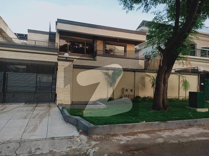 F8/3 500 Square Yard Beautiful House For Sale