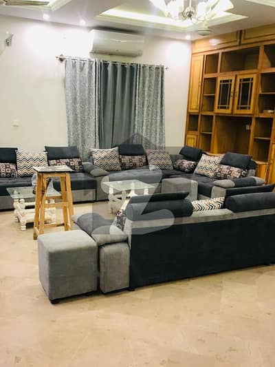 ای ۔ 11/3 ای ۔ 11,اسلام آباد میں 9 کمروں کا 1 کنال مکان 14.5 کروڑ میں برائے فروخت۔