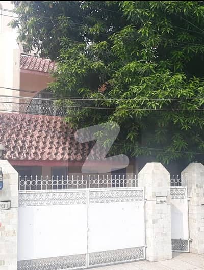 10 Marla Double Story House For Sale In Ravi Block Allama Iqbal Town ...