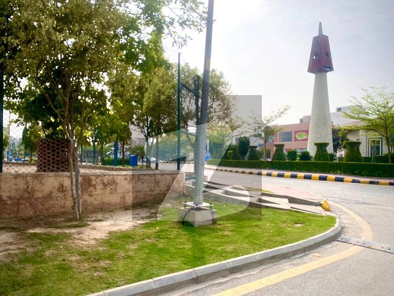 2.66 Marla Commertial Plot For Sale in Iris Block Bahria Nasheman 2.66 Marla Commertial Plot For Sale in Iris Block Bahria Nasheman