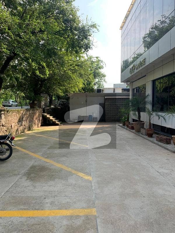 Plaza For Sale In Premium Location Plaza For Sale In Premium Location