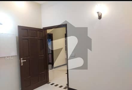 الکبیر ٹاؤن - فیز 2 الکبیر ٹاؤن,رائیونڈ روڈ,لاہور میں 1 کمرے کا 39 کنال زیریں پورشن 31.0 ہزار میں کرایہ پر دستیاب ہے۔