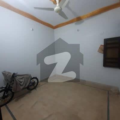 گلستانِِ جوہر ۔ بلاک 4 گلستانِ جوہر,کراچی میں 3 کمروں کا 5 مرلہ زیریں پورشن 35.0 ہزار میں کرایہ پر دستیاب ہے۔