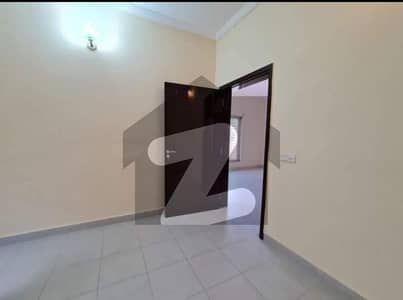 Gulshan-E-Iqbal Block 18 350 Sq Yard Double Storey Bungalow Bed With 2 Kitchen Best For 2 Families Joint Families
