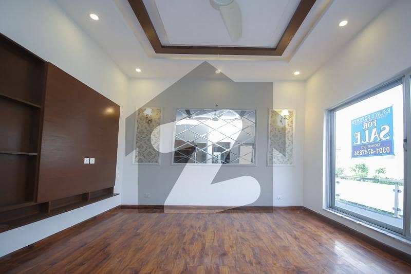 Get An Attractive House In Lahore Under Rs. 124000000 Get An Attractive House In Lahore Under Rs. 124000000
