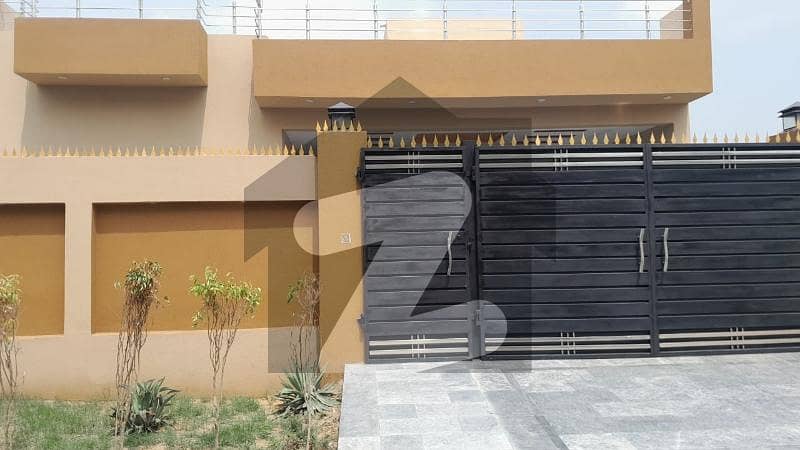 10 Marla Single Story House For Sale Near Ferozpur Road Elite Town Block D