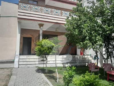 مری روڈ ایبٹ آباد میں 5 کمروں کا 12 مرلہ مکان 4.0 کروڑ میں برائے فروخت۔