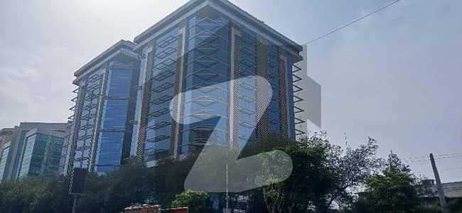 1800 SQ FTS OFFICE AVAILABLE FOR RENT IN SAHRA-E-FAISAL