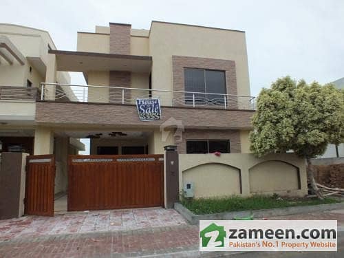 Bahria Town 10 Marla Brand New House For Sale
