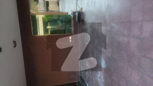 4 bed SD HOUSE IN SEC A