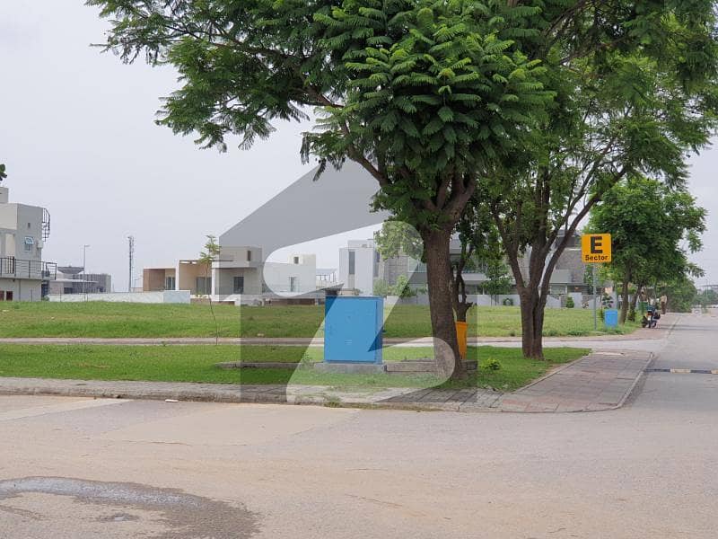 5th Avenue, Height Location 1 Kanal Plot 5th Avenue, Height Location 1 Kanal Plot