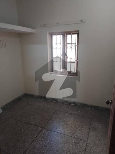 10 Marla Portion For Rent In Lalazar State