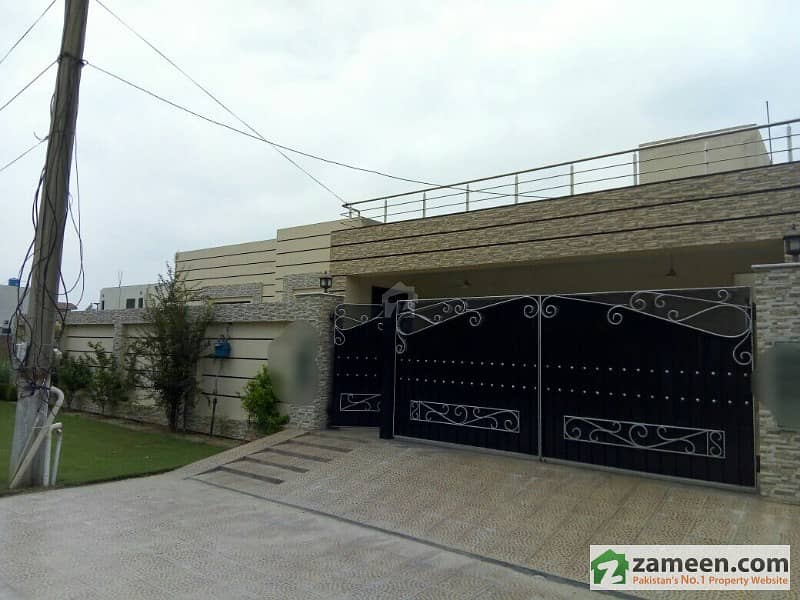1 Kanal Single Story New House    For Sale