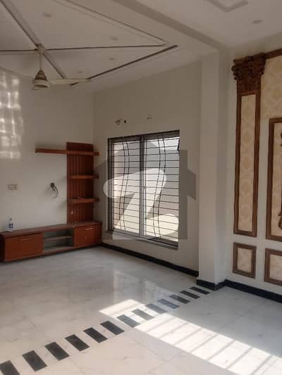 Beautiful House Available For Rent Hundred Percent Original