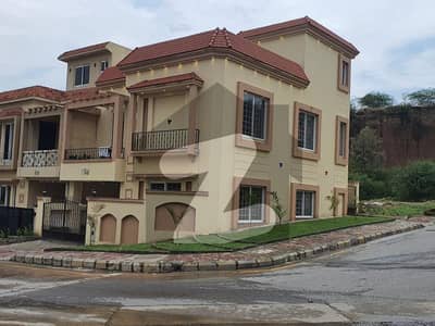 Rafi Block , 6 Marla Designer House For Sale Corner Boulevard Designer House For Sale With Extra Land For Lawn 2.5 Marla