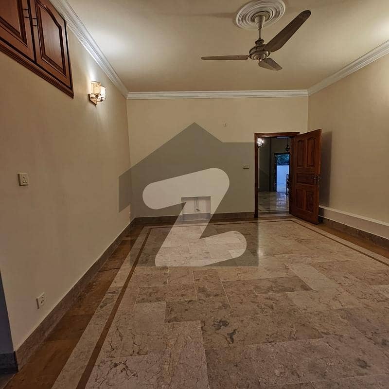 جی ۔ 10/2 جی ۔ 10,اسلام آباد میں 5 کمروں کا 1 کنال مکان 4.25 لاکھ میں کرایہ پر دستیاب ہے۔ جی ۔ 10/2 جی ۔ 10,اسلام آباد میں 5 کمروں کا 1 کنال مکان 4.25 لاکھ میں کرایہ پر دستیاب ہے۔