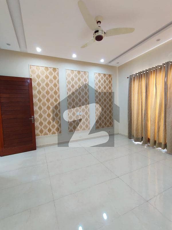 ایل ڈی اے ایوینیو ۔ بلاک ایچ ایل ڈی اے ایوینیو,لاہور میں 4 کمروں کا 1 کنال مکان 4.1 کروڑ میں برائے فروخت۔ ایل ڈی اے ایوینیو ۔ بلاک ایچ ایل ڈی اے ایوینیو,لاہور میں 4 کمروں کا 1 کنال مکان 4.1 کروڑ میں برائے فروخت۔
